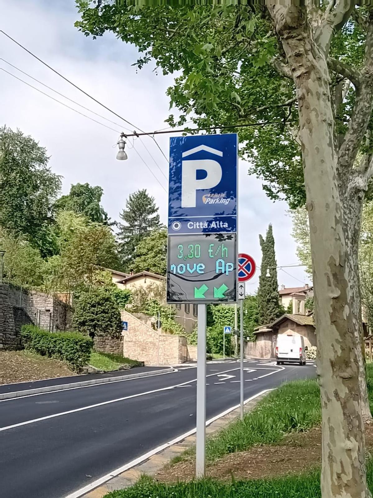 Silvia Suite - Appartamento Citta Alta Bergamo Eksteriør bilde