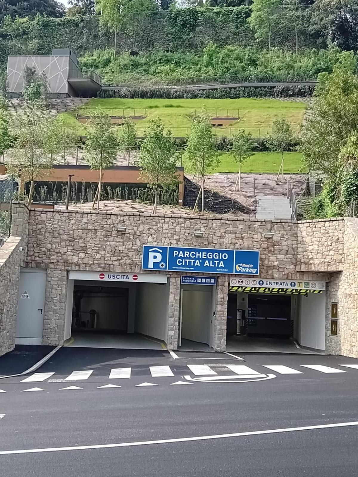 Silvia Suite - Appartamento Citta Alta Bergamo Eksteriør bilde
